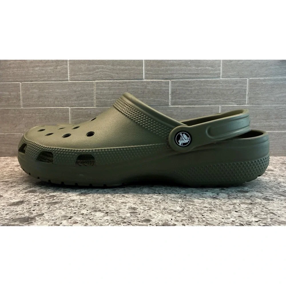 CROCS brand item